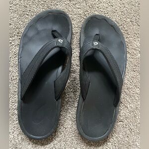 Olukai Ohana leather flip flops Women’s size 6/36